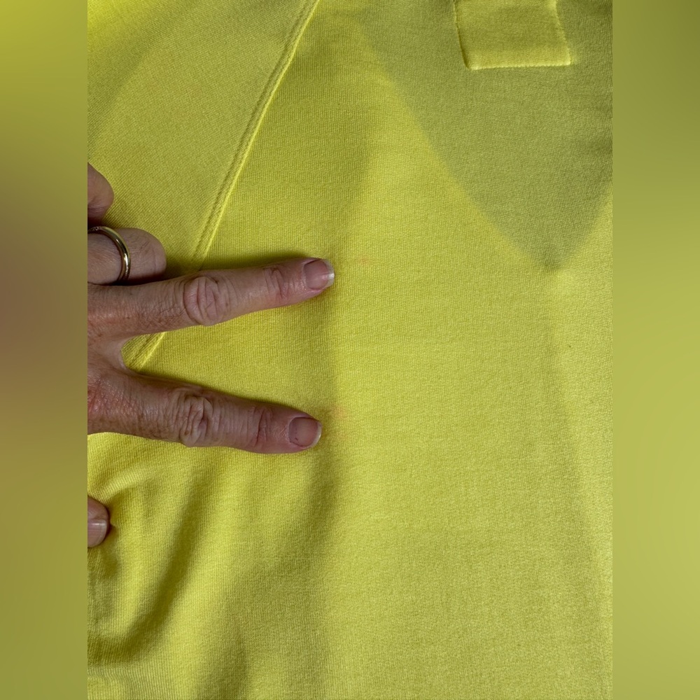 Lilly Pulitzer Luxletic Cassi Popover Top in Watch Hill Yellow Size Small - Picture 10 of 15
